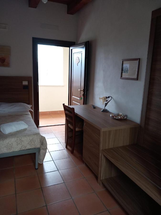 Agriturismo L'Ulivo Padula Exterior foto
