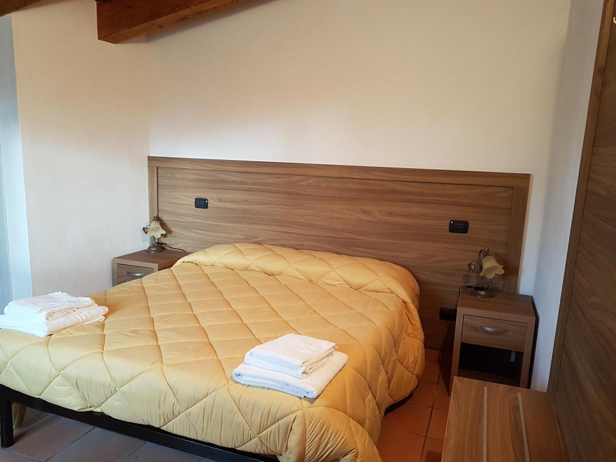Agriturismo L'Ulivo Padula Exterior foto